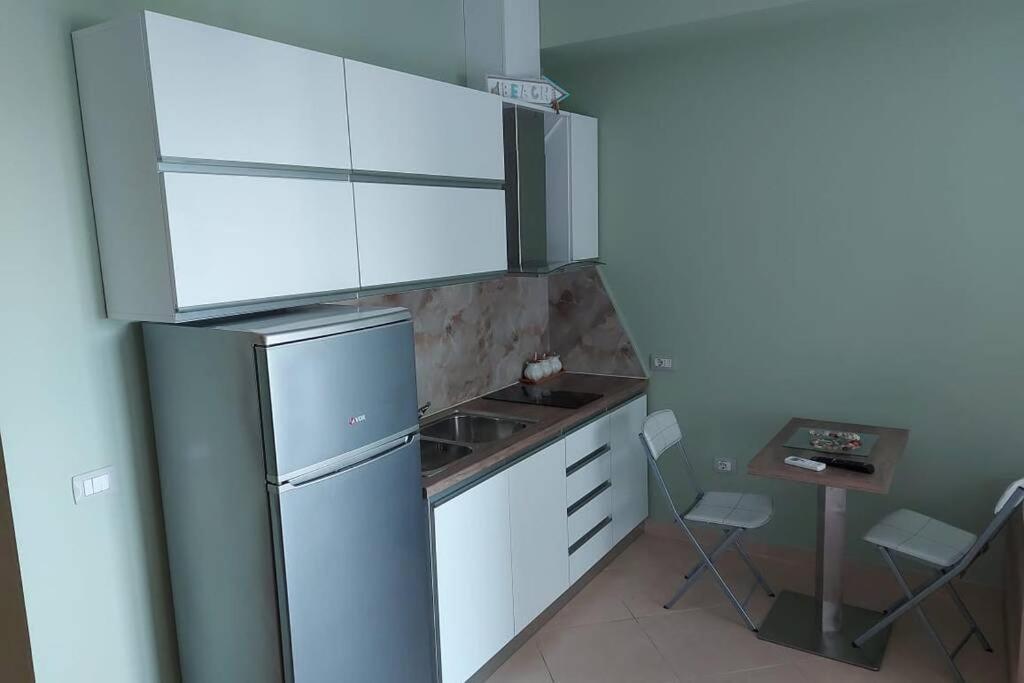 Darla Sea View Apartment Vlorë Eksteriør billede