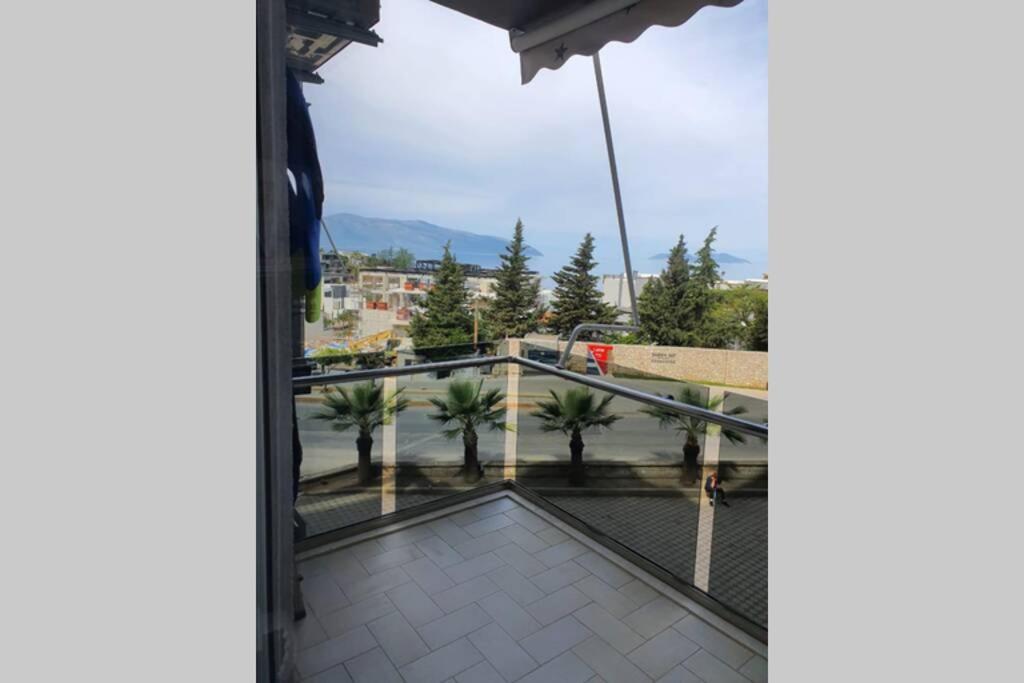 Darla Sea View Apartment Vlorë Eksteriør billede