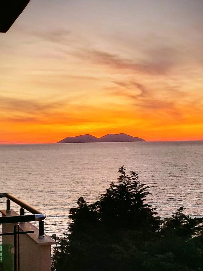 Darla Sea View Apartment Vlorë Eksteriør billede
