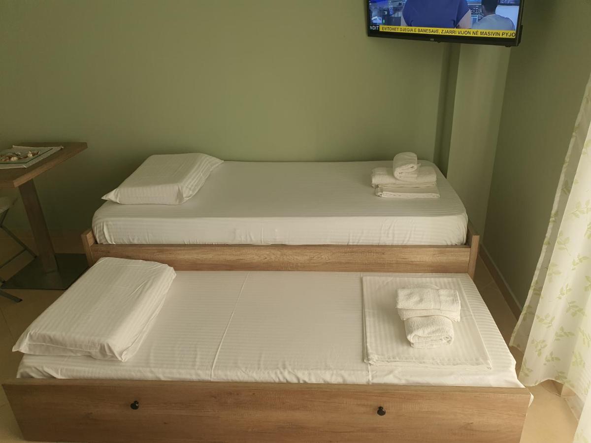 Darla Sea View Apartment Vlorë Eksteriør billede