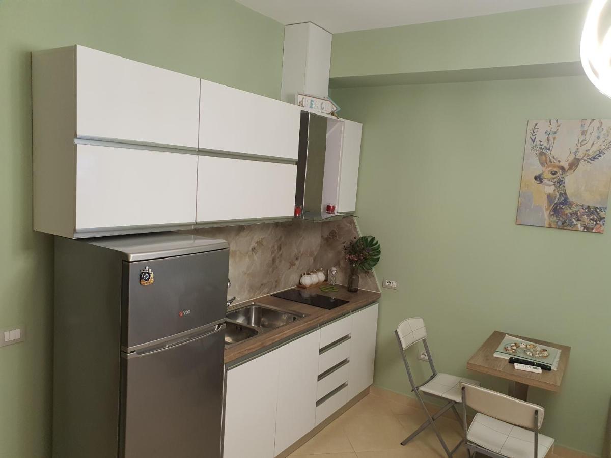 Darla Sea View Apartment Vlorë Eksteriør billede