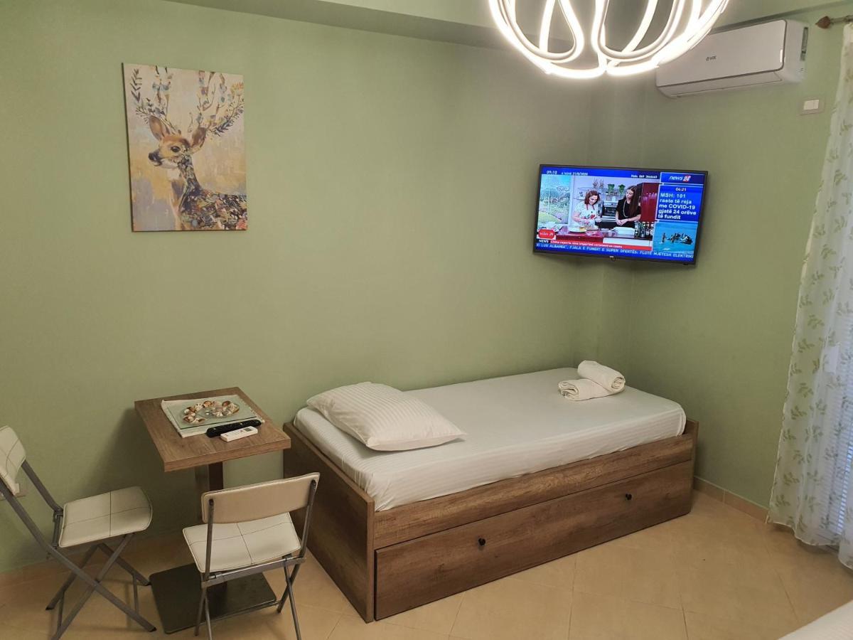 Darla Sea View Apartment Vlorë Eksteriør billede