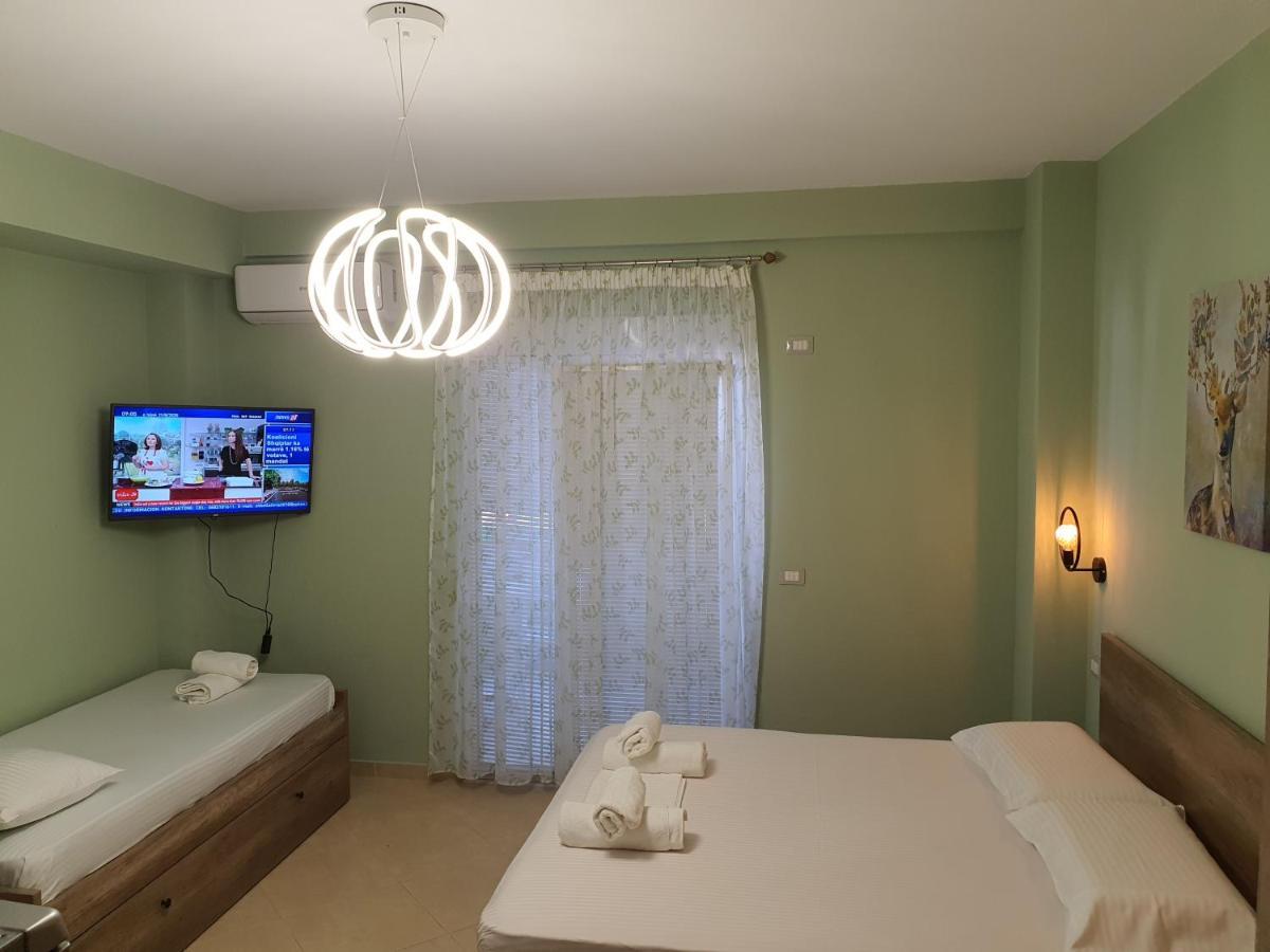 Darla Sea View Apartment Vlorë Eksteriør billede