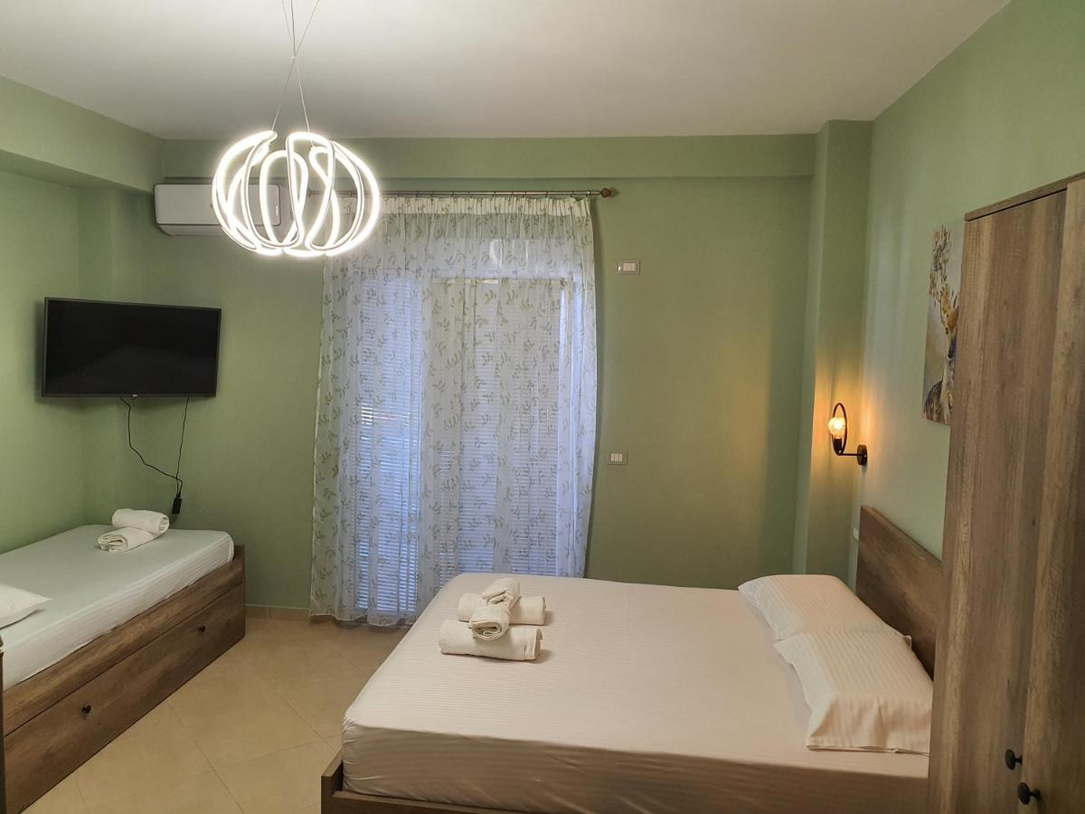 Darla Sea View Apartment Vlorë Eksteriør billede