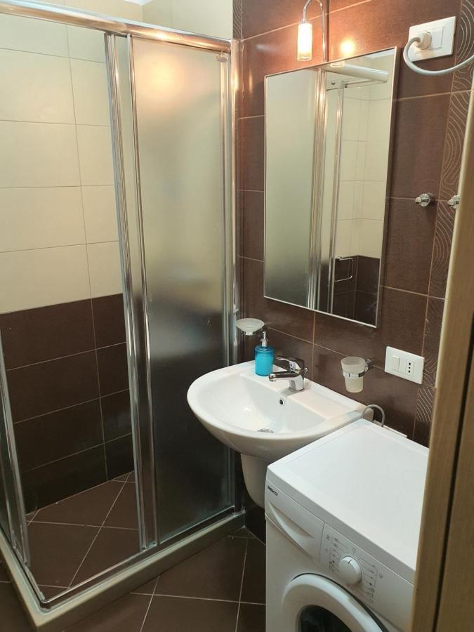 Darla Sea View Apartment Vlorë Eksteriør billede