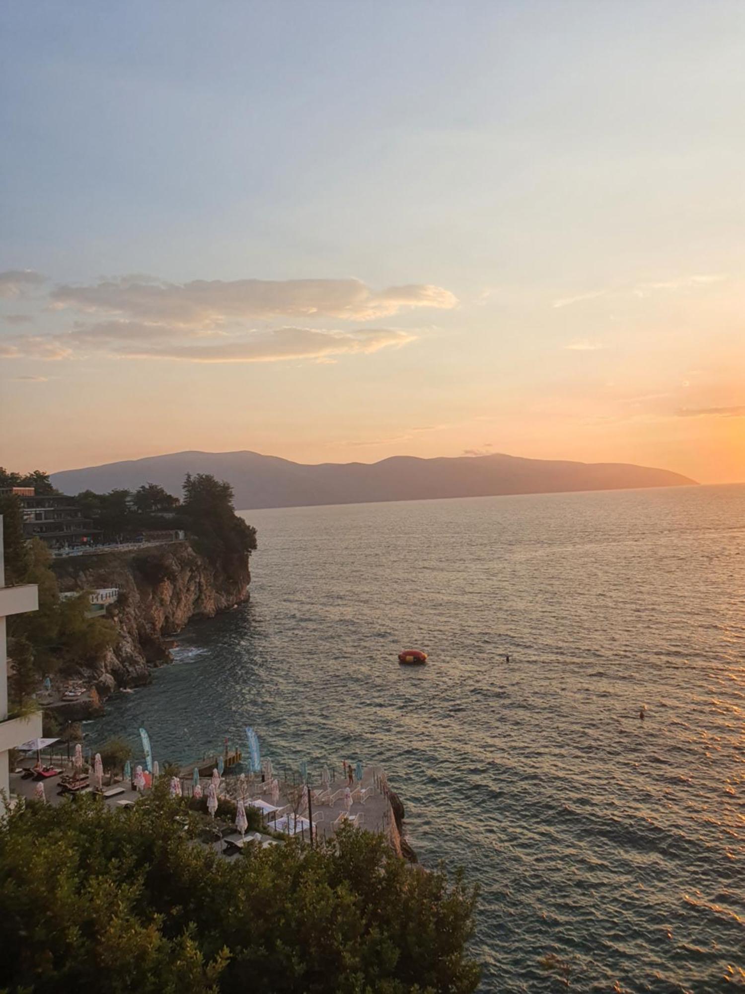 Darla Sea View Apartment Vlorë Eksteriør billede